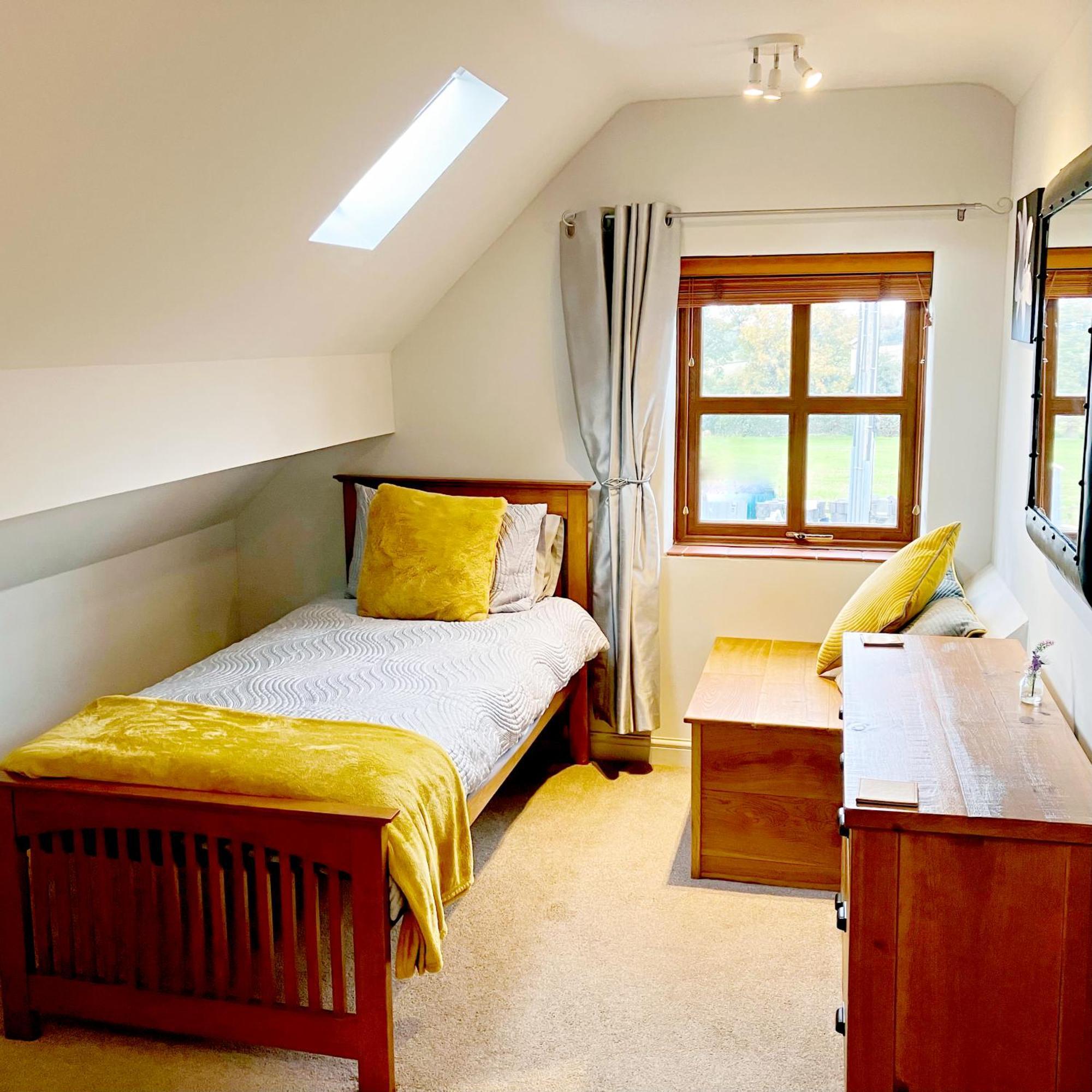 The Pigsty - 3 Bedroom Barn Conversion كوفنتري المظهر الخارجي الصورة